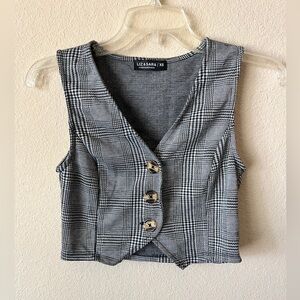 NWOT plaid vest